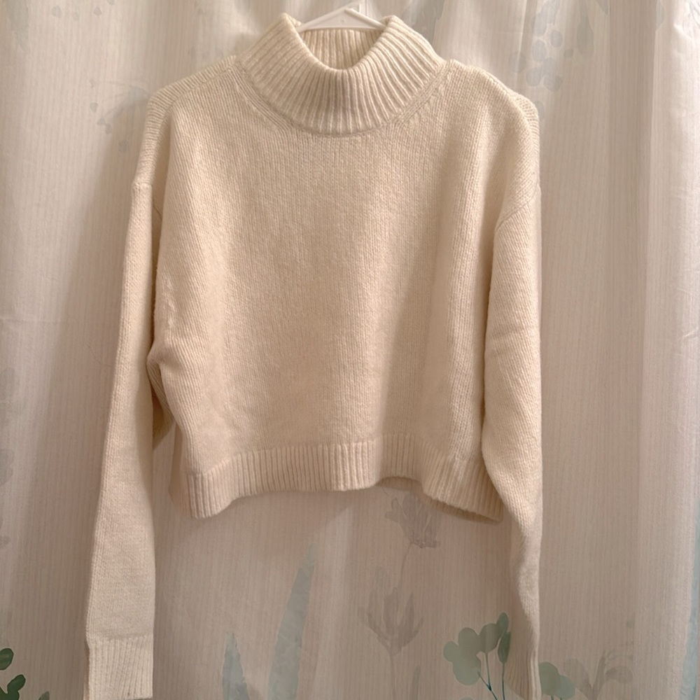 NWT Sunday Best Aritzia Scottie Sweater sz M